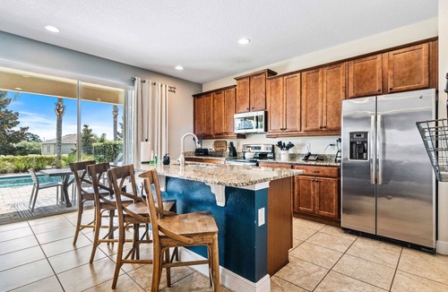 West Kissimmee House | Games Room/Private Pool and Hot Tub/Beautifully furnished/Movie Room/Free Wifi