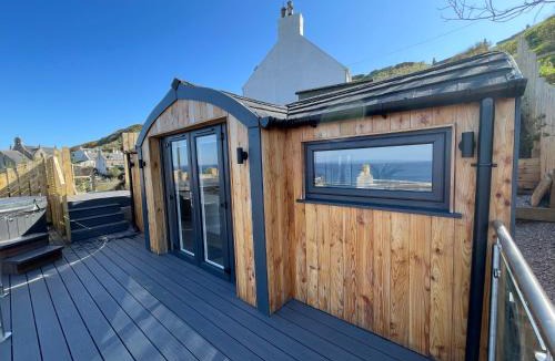 Gardenstown House | Gamrie Beach Bothy