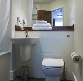 West Bridgford Hotel | Gamston Lock, Nottingham by Marston's Inns