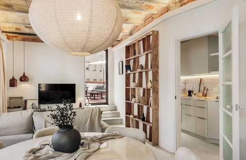 El Poble-sec Apartment | Gandoc - 3 bedrooms and terrace in Sants