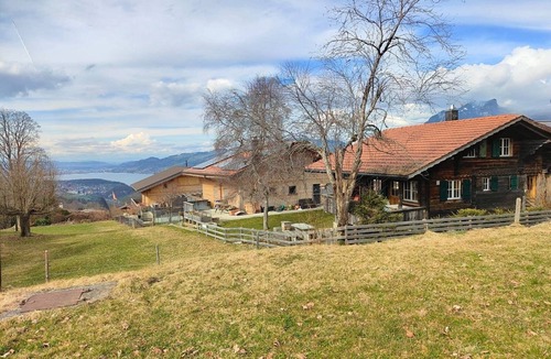 Aeschiried Ski Chalet | Ganzes Chalet in Aeschi 15min nach Interlaken