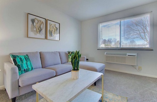 North Canton Apartment | Garage | Contemporary + Spacious | Two Bedroom