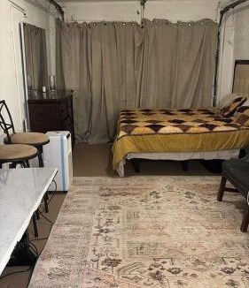 Lauderhill House | Garage-room spacious fully equipped