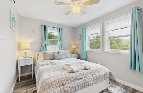 Oak Bluffs Apartment | Garage Suite