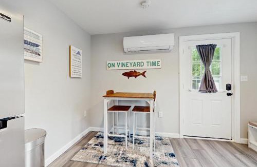 Oak Bluffs Apartment | Garage Suite