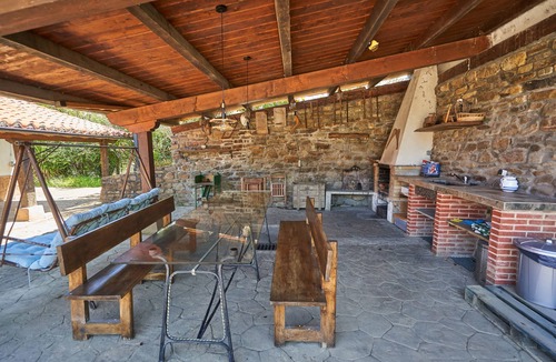 Arrankudiaga House | Garai Rural - Porche Barbacoa a 15 Min. de Bilbao