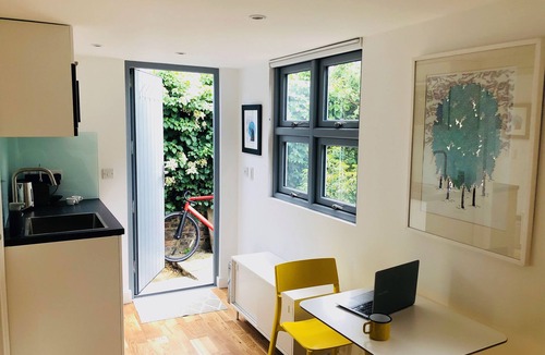 Camden Town Cabin | Garden Cabin Studio in Camden Town