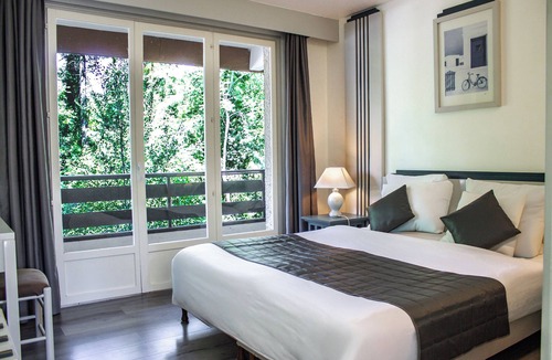 Capvern Hotel | Garden & City Capvern-les-Bains