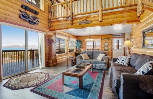 Sweetwater House | Garden City Gem