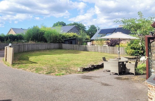 Totnes Cottage | GARDEN COTTAGE - CP28