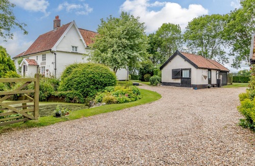 Pulham Market Cottage | Garden Cottage