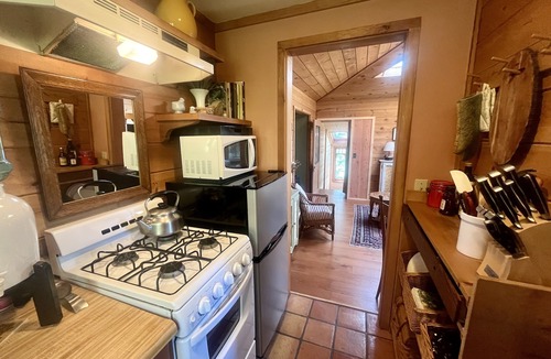 Lodge Hill Cottage | Garden Cottage Retreat