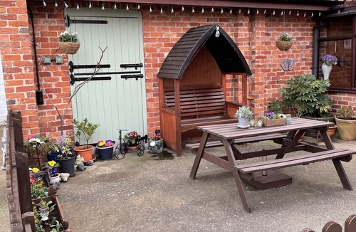 Newark Cottage | Garden cottage self catering