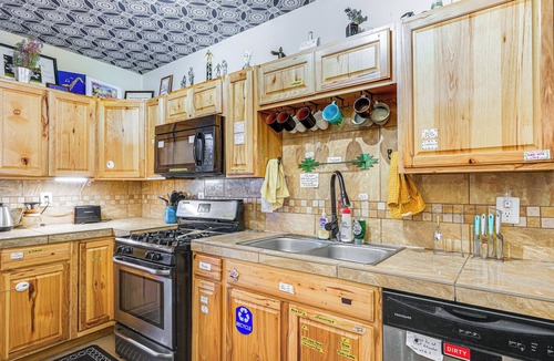 The Garden District House | Garden District Home w/Community Perks!