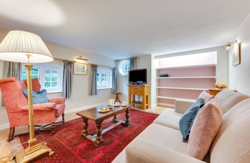 Sandwich Cottage | Garden Flat