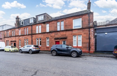 Bonhill Apartment | Garden Flat, Loch Lomond