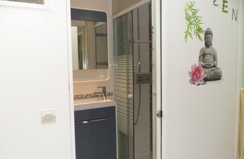 Saint-Florent-sur-Cher House | GARDEN GROUND APARTMENT