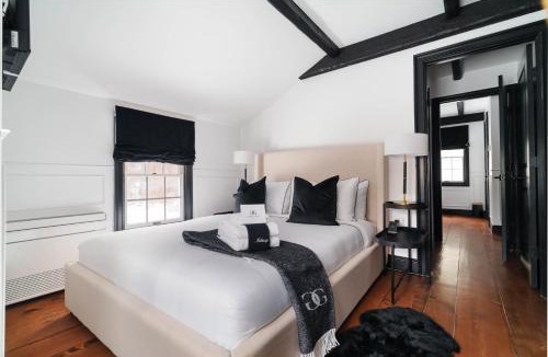 Lenox Hotel | Garden Gables