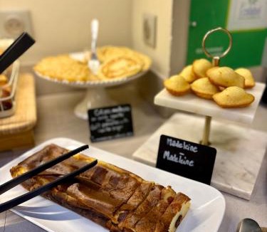 Saint-Helier Hotel | Garden Hotel Rennes Centre Gare