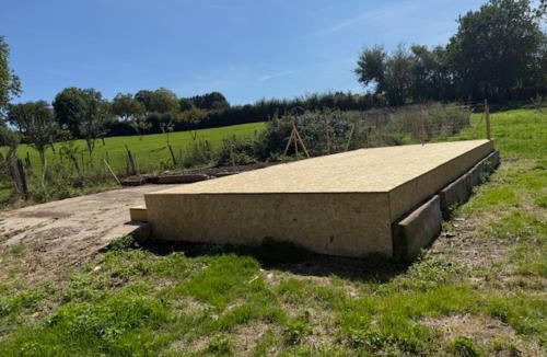 Saint-Benin-d'Azy Villa | Garden House