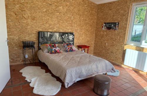 Saint-Benin-d'Azy Villa | Garden House