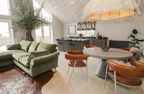 Llanfechell House | Garden House