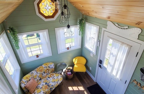 Lakeside Apartment | Garden House - Tiny Digs Lakeshore