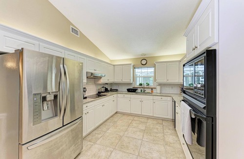 Braden River House | Garden House with Pool & Spa