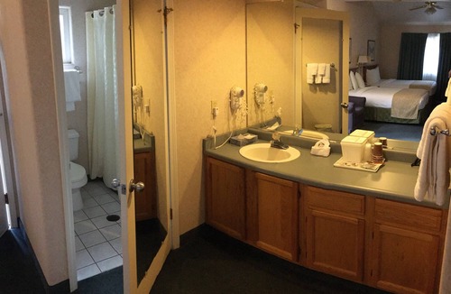 Fresno Hotel | Garden Inn and Suites