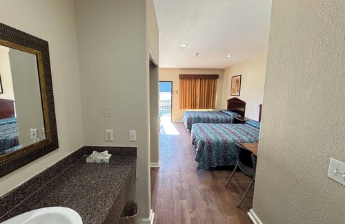 Union City Hotel | Garden Inn Hotel