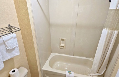 Pine Mountain Hotel | Garden Inn & Suites