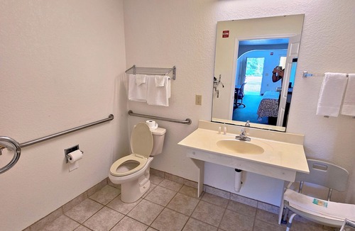 Pine Mountain Hotel | Garden Inn & Suites