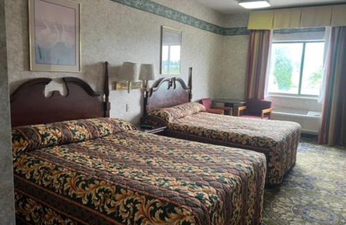 New Castle Hotel | Garden Inn