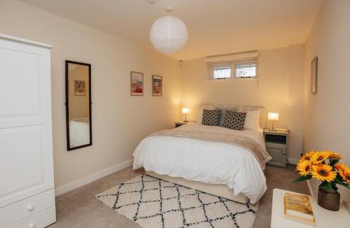 Didcot Apartment | Garden Lodge