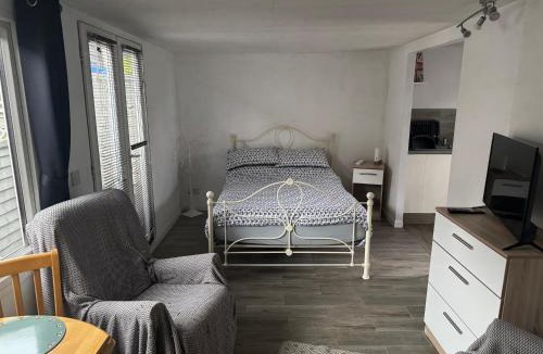 Worthing House | Garden lodge