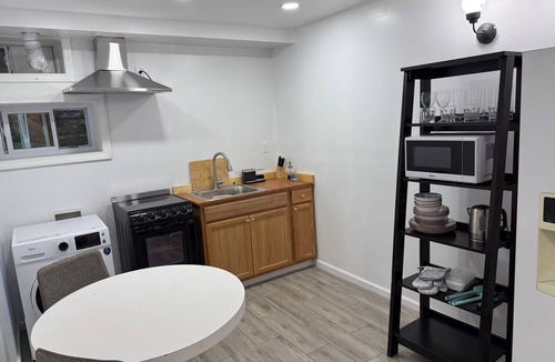 Greenville Apartment | Garden Loft with Patios & Green Space · Westchester Retreat