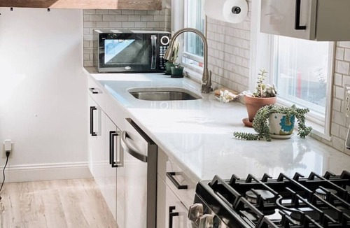 Harrison House | Garden Oasis 3BR 23min NYC PATH