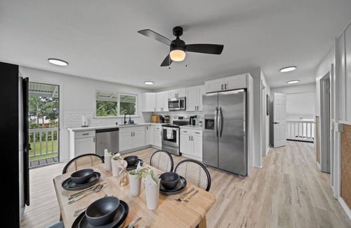 Hilo Cottage | Garden Oasis, Walkable to Downtown Hilo