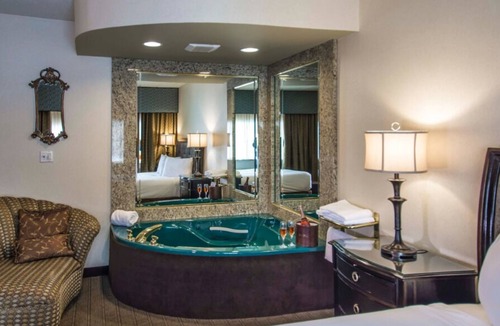 Bowmansville Hotel | Garden Place Hotel