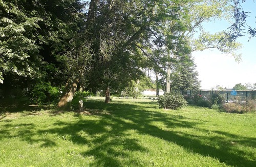 Varrains Cottage | Garden side