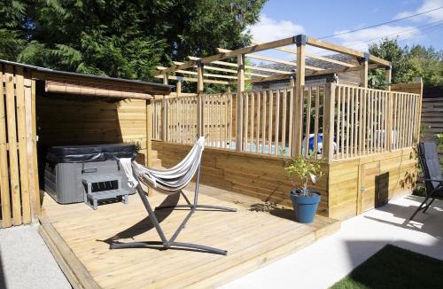 Caudebec-les-Elbeuf House | Garden Spa