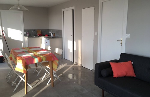 Wissant Apartment | Garden sparrows