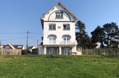 Wissant Apartment | Garden sparrows