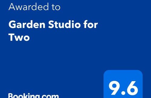 Kippen Ski Chalet | Garden Studio for Two