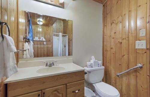 Eastsound Resort | Garden Studio Partial View - 1 min walk to prime west-facing beach