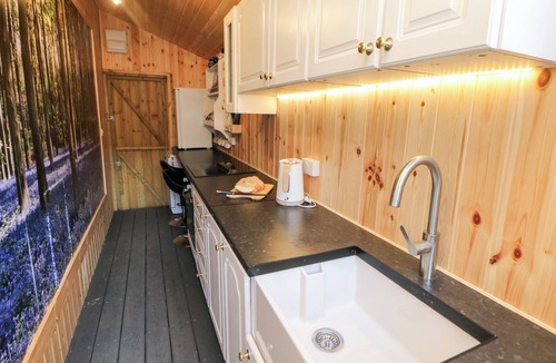 Dronfield Cottage | Garden Suite