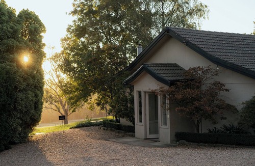Woodend House | Garden Suite | Mount Macedon Winery
