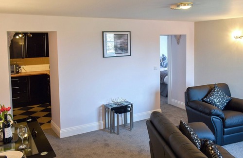 Sneaton Cottage | Garden View Apartment