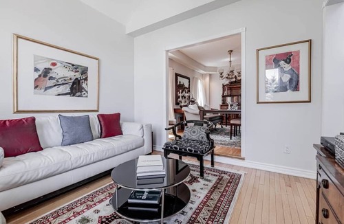 Historic Old Town House | Garden View – Shared Bathroom