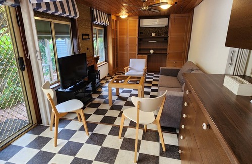 Modbury House | Garden View - Entire two Bedroom Unit